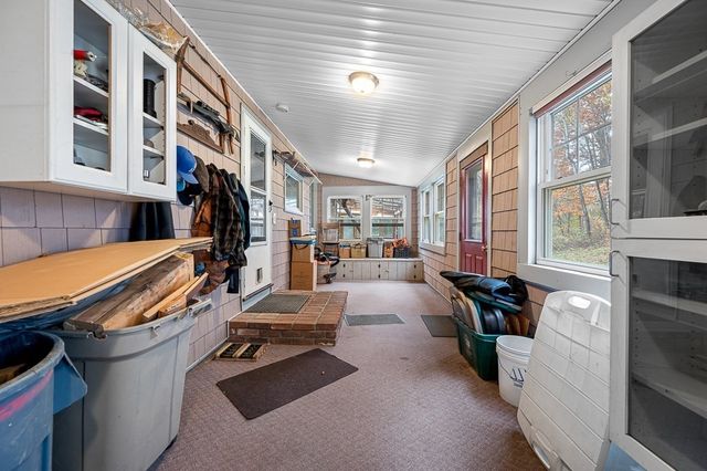 231 Chamberlain Hill Rd, Barre, MA 01005