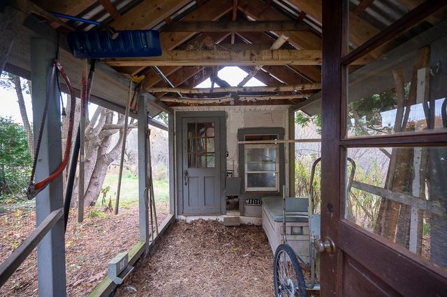 231 Chamberlain Hill Rd, Barre, MA 01005