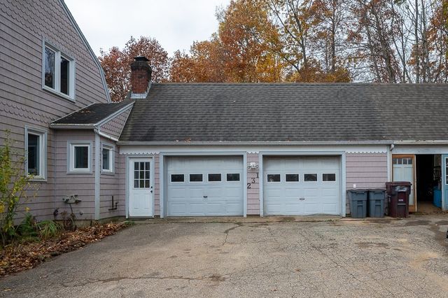 231 Chamberlain Hill Rd, Barre, MA 01005