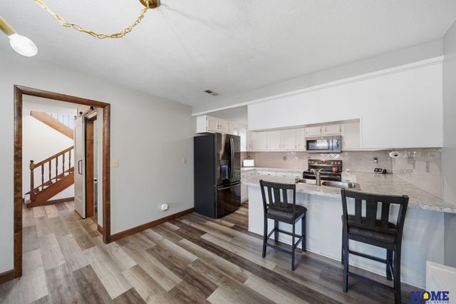 1406 Janice Court, Lincoln, NE 68506