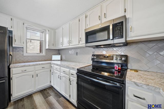 1406 Janice Court, Lincoln, NE 68506