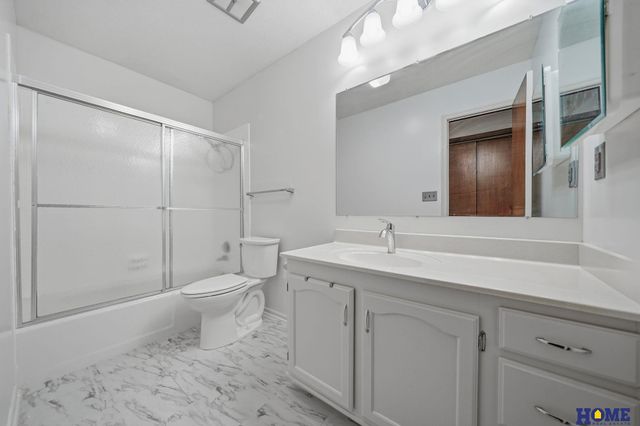 1406 Janice Court, Lincoln, NE 68506