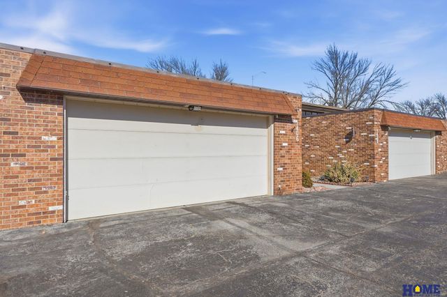 1406 Janice Court, Lincoln, NE 68506