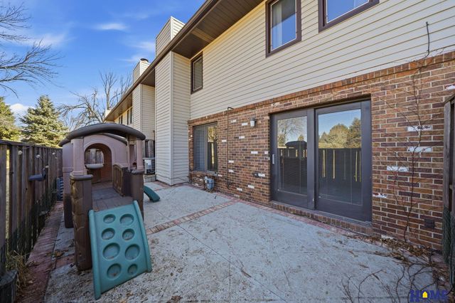 1406 Janice Court, Lincoln, NE 68506