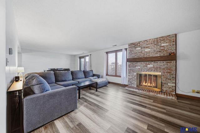 1406 Janice Court, Lincoln, NE 68506