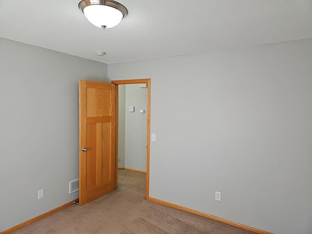 15362 Wintergreen Street NW, Andover, MN 55304