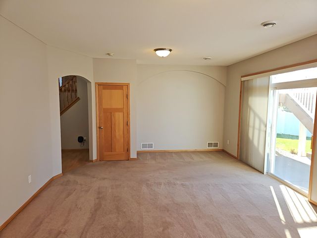 15362 Wintergreen Street NW, Andover, MN 55304