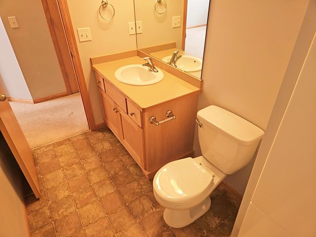 15362 Wintergreen Street NW, Andover, MN 55304