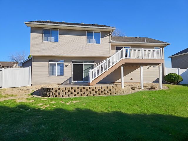 15362 Wintergreen Street NW, Andover, MN 55304