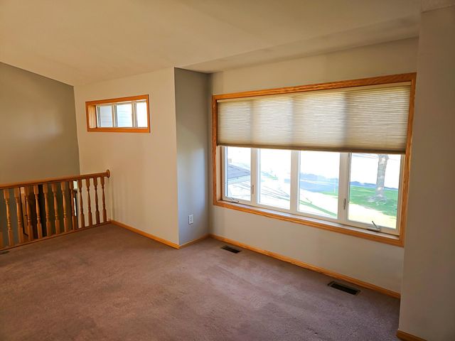 15362 Wintergreen Street NW, Andover, MN 55304