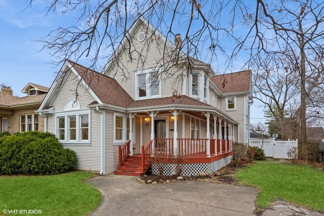 261 N Evergreen Avenue, Elmhurst, IL 60126