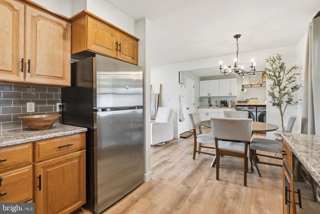 95 CARDINAL RD, Levittown, PA 19057