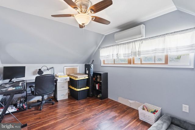 95 CARDINAL RD, Levittown, PA 19057