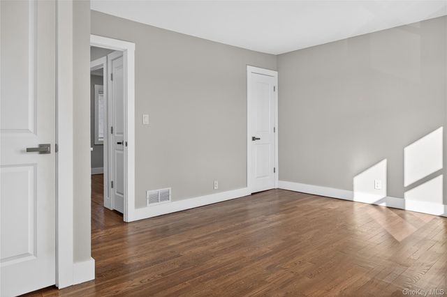 216-07 115th Terrace, Cambria Heights, NY 11411