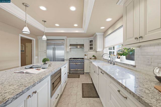 1963 Windward Pt, Discovery Bay, CA 94505