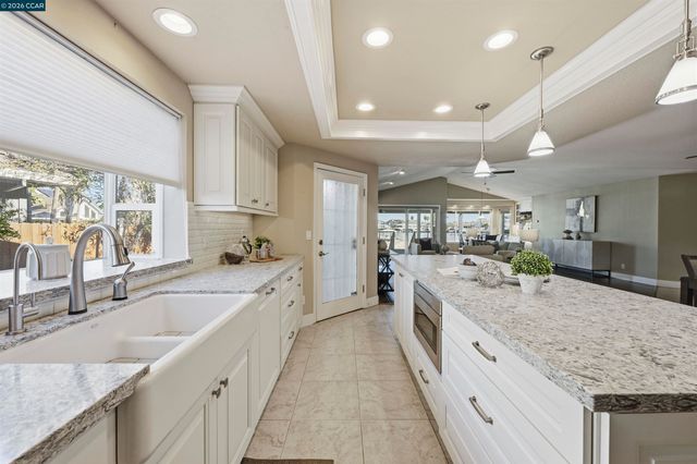 1963 Windward Pt, Discovery Bay, CA 94505