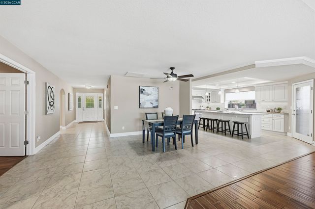 1963 Windward Pt, Discovery Bay, CA 94505