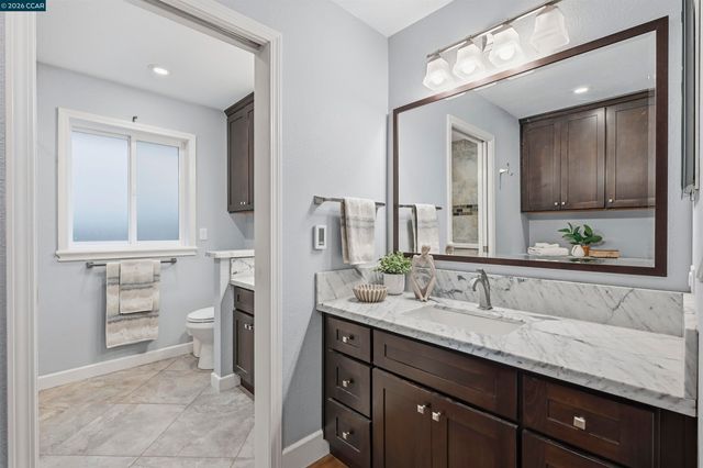 1963 Windward Pt, Discovery Bay, CA 94505