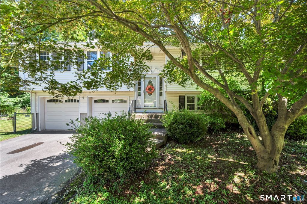 66 East Street, Middletown, CT 06457