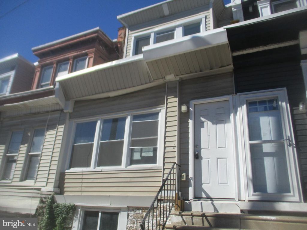 4840 N FRANKLIN ST, PHILADELPHIA, PA 19120 — exterior
