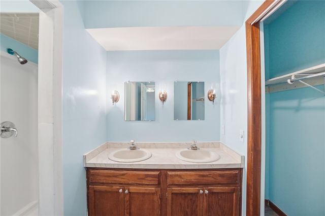6195 Millbank Drive, Centerville, OH 45459
