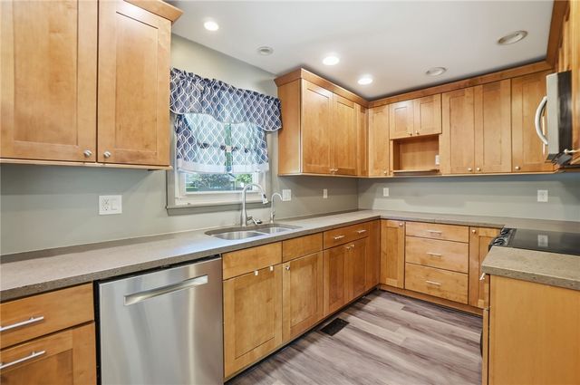 6195 Millbank Drive, Centerville, OH 45459