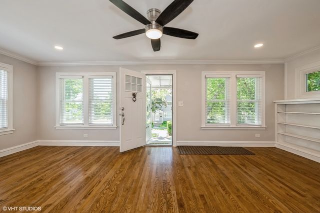 125 S Central Avenue, Highwood, IL 60040