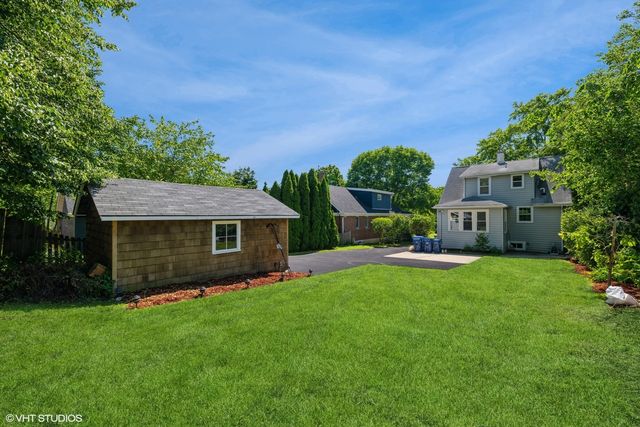 125 S Central Avenue, Highwood, IL 60040