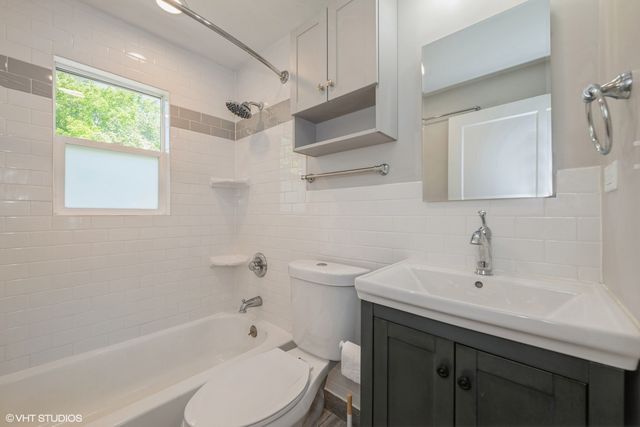 125 S Central Avenue, Highwood, IL 60040