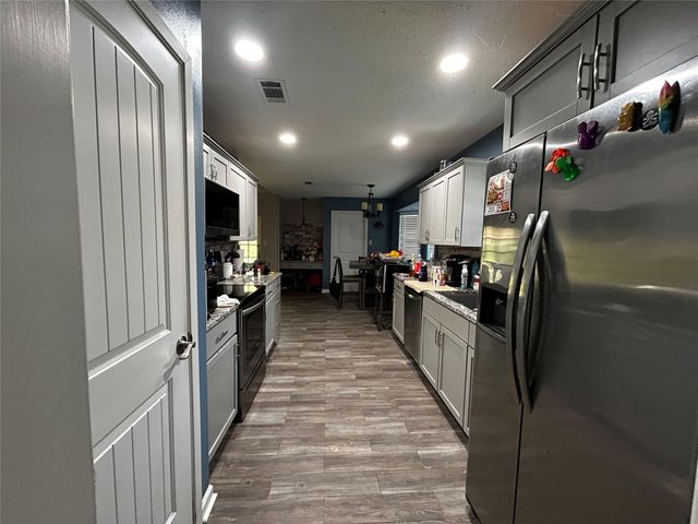 6960 Westgate Drive, Beaumont, TX 77706
