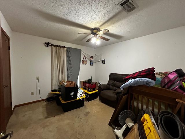 6960 Westgate Drive, Beaumont, TX 77706
