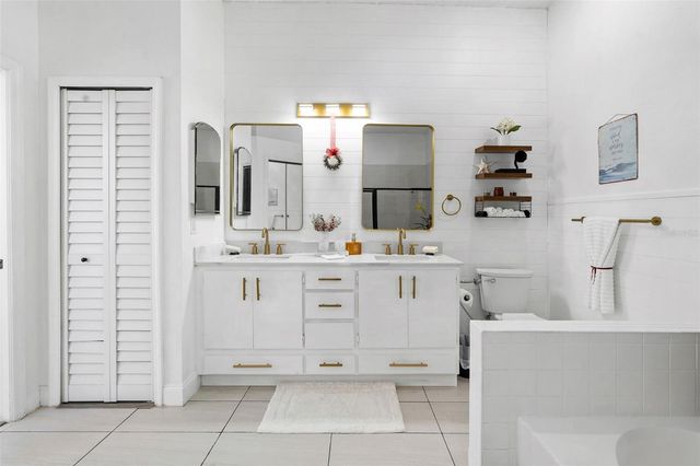 15101 REDVALE DRIVE, Tampa, FL 33625