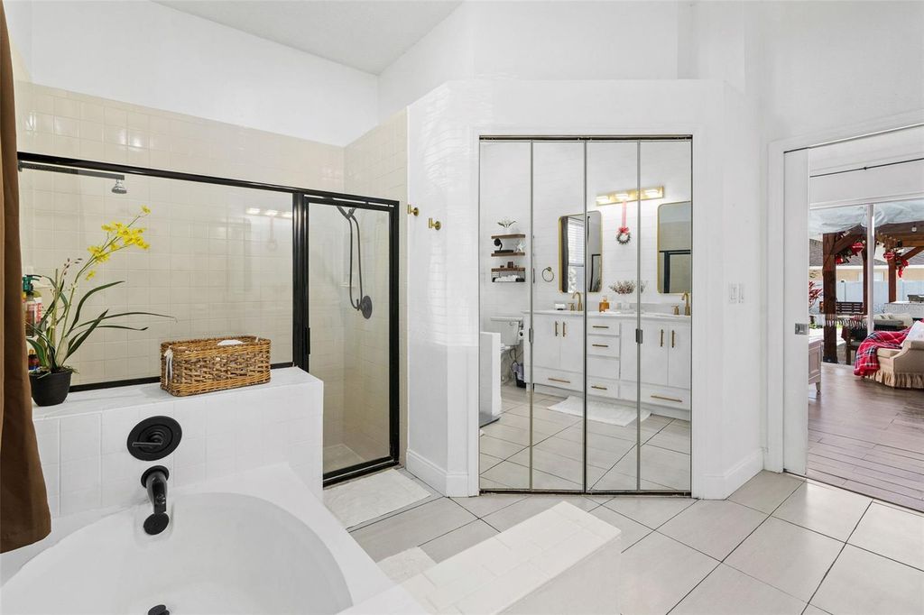 Image 18 of property listing at 15101 REDVALE DRIVE, Tampa, FL 33625