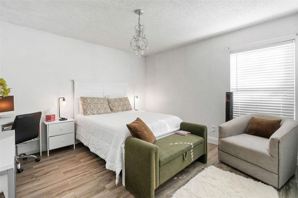 Image 21 of property listing at 15101 REDVALE DRIVE, Tampa, FL 33625
