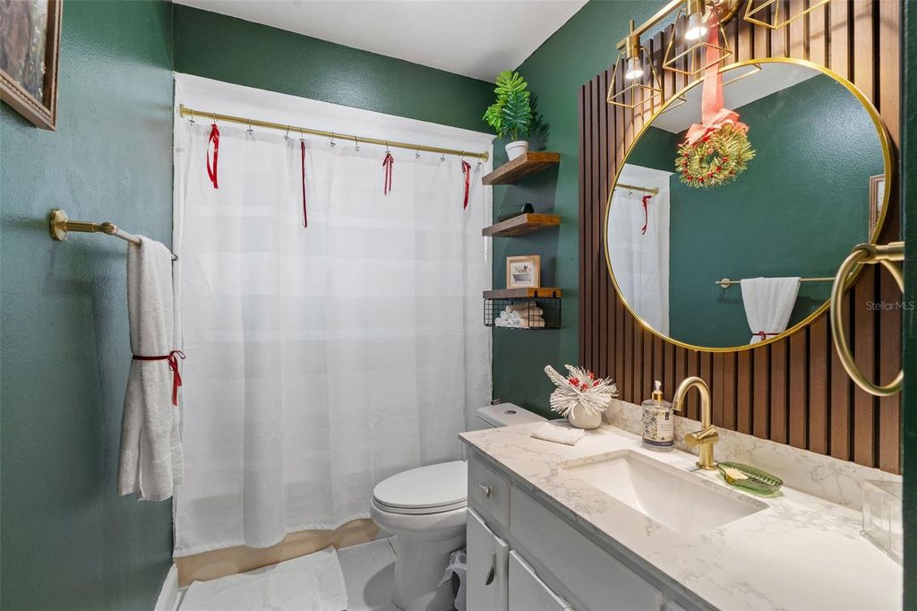 Image 22 of property listing at 15101 REDVALE DRIVE, Tampa, FL 33625
