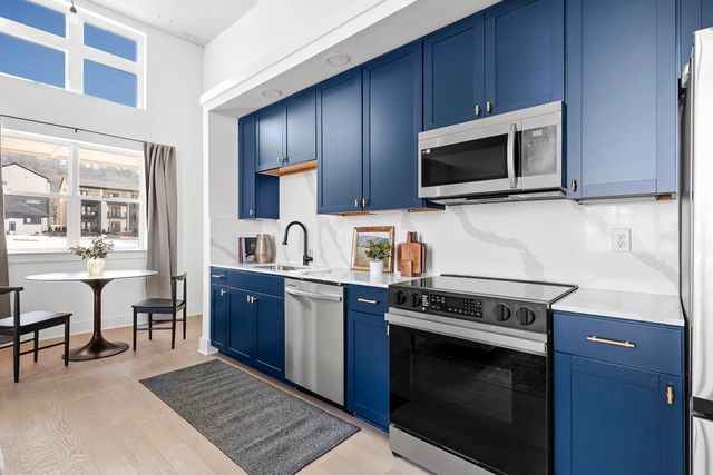 2424 E 18th Street, Chattanooga, TN 37404