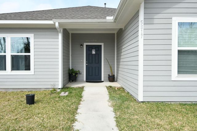 5817 Gaston Street, Houston, TX 77016