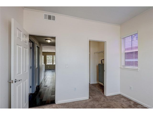 2723 Roslyn St, Denver, CO 80238