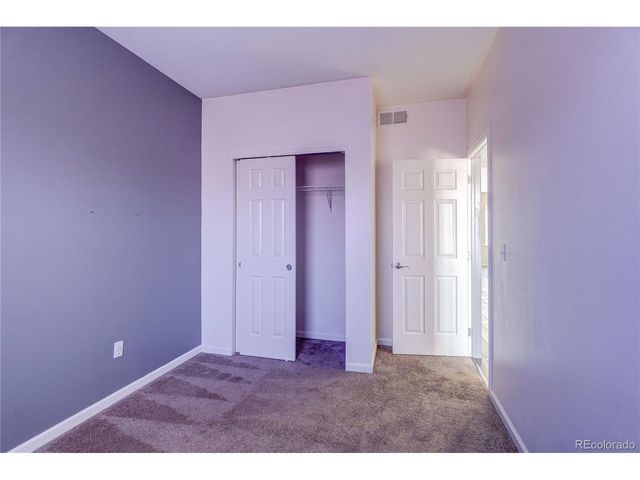 2723 Roslyn St, Denver, CO 80238