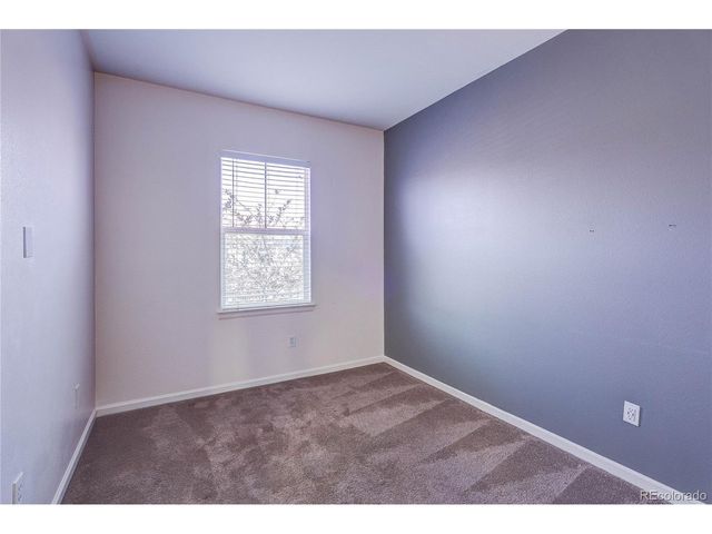 2723 Roslyn St, Denver, CO 80238