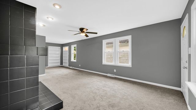 1123 State Street, Hobart, IN 46342