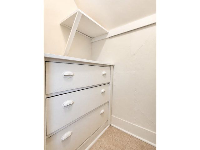 11 Alfred Street, Burlington, VT 05401
