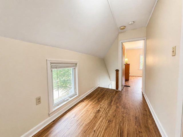 11 Alfred Street, Burlington, VT 05401