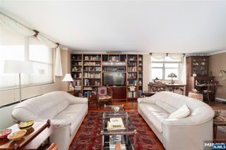 6040 Boulevard East 23G, West New York, NJ 07093