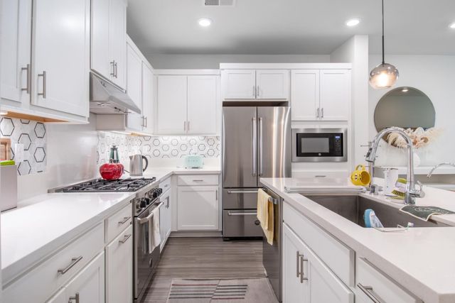 1420 Civic Center Drive 2, Santa Clara, CA 95050