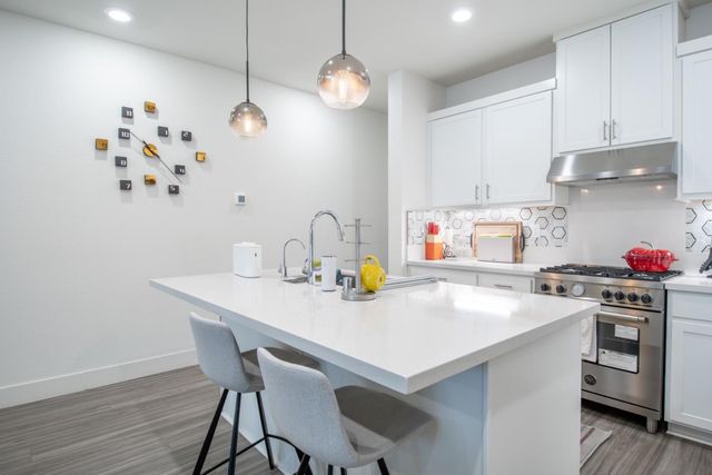 1420 Civic Center Drive 2, Santa Clara, CA 95050