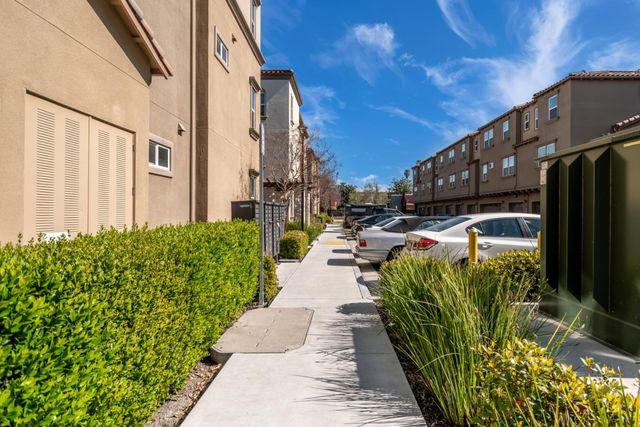1420 Civic Center Drive 2, Santa Clara, CA 95050