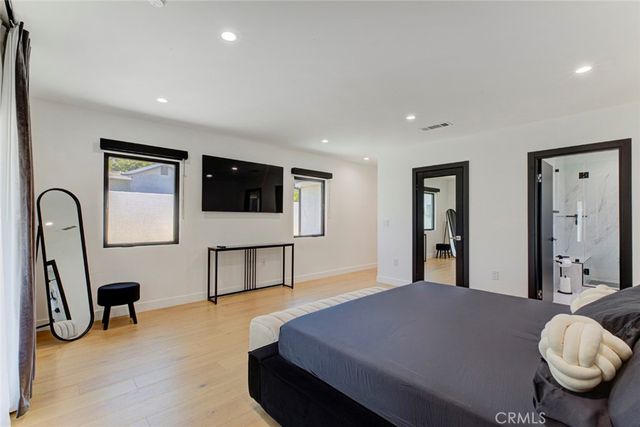 1553 Western, Glendale, CA 91201