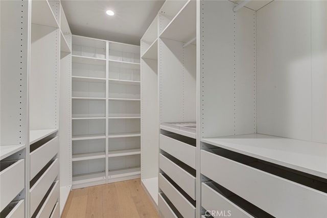 1553 Western, Glendale, CA 91201
