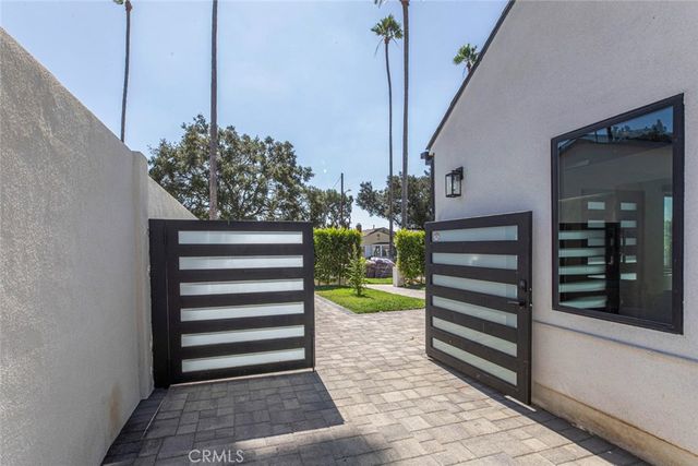 1553 Western, Glendale, CA 91201